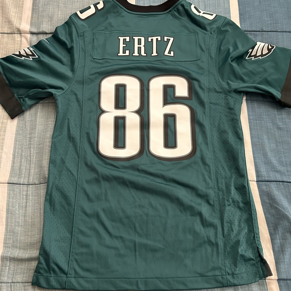 Men’s NFL Philadelphia Eagles ERTZ Jersey, Size Small